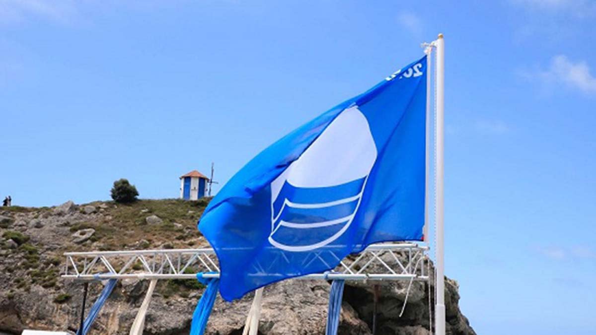 Şile'deki Ala Kadınlar Plajı mavi bayrak aldı