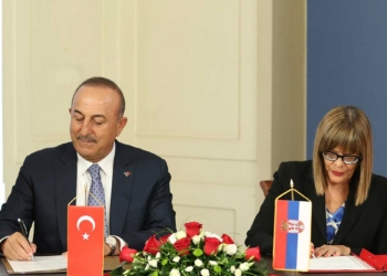 Sırbistan ile 'kimlikle seyahat düzenlemesi'