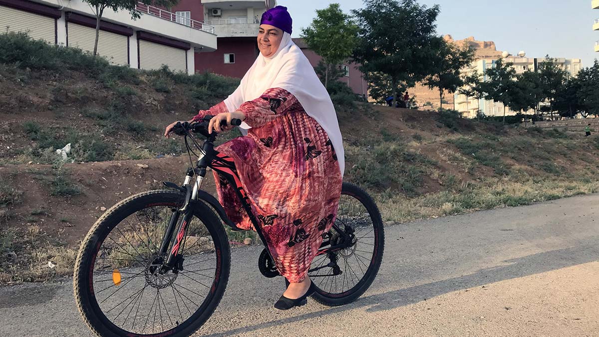 Sürdüğü bisiklet fotoğrafıyla ödül aldı 