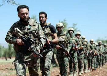 Suriye'deki muhalifler Türkiye'den haber bekliyor