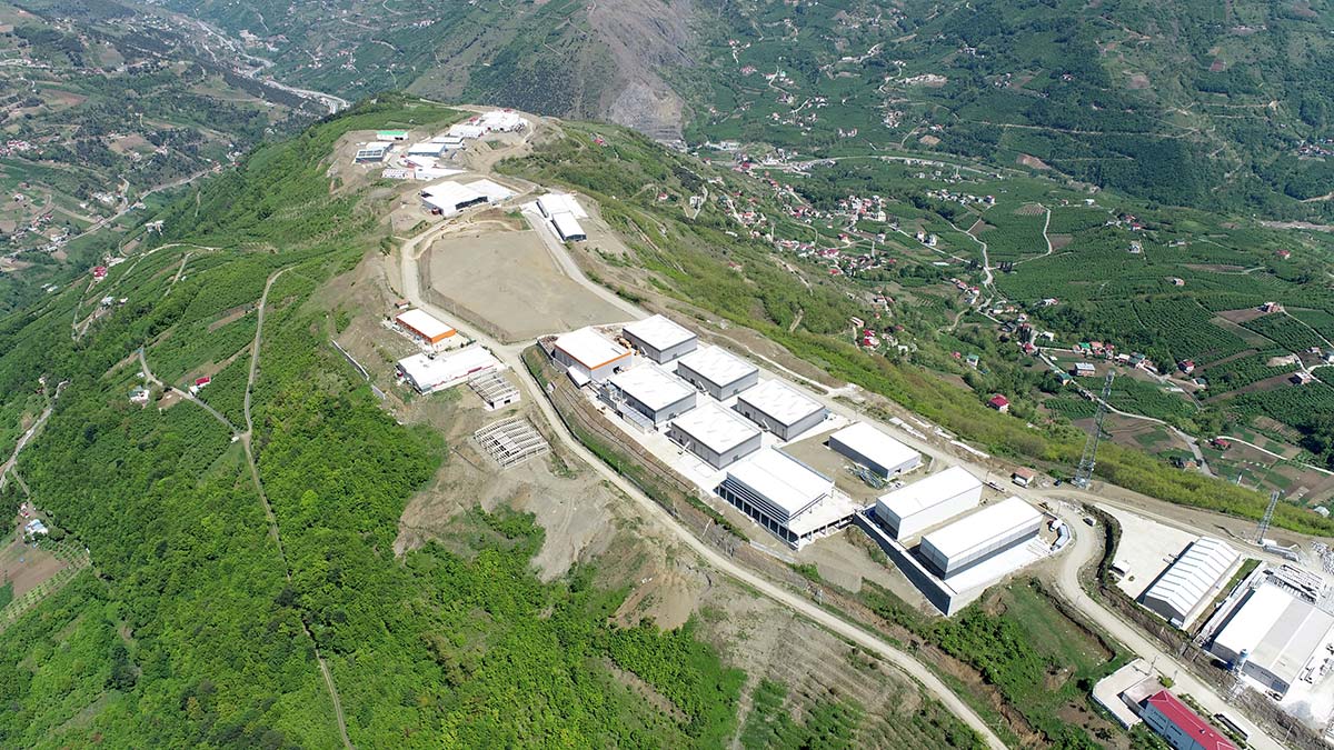 Trabzon'da dağın zirvesine OSB kurdular