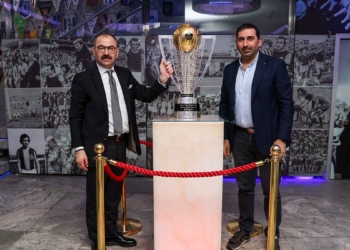 Trabzonspor'un şampiyonluk kupasına yoğun ilgi