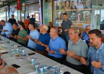 Turan, Geleneksel Lapseki Hayırı'na katıldı