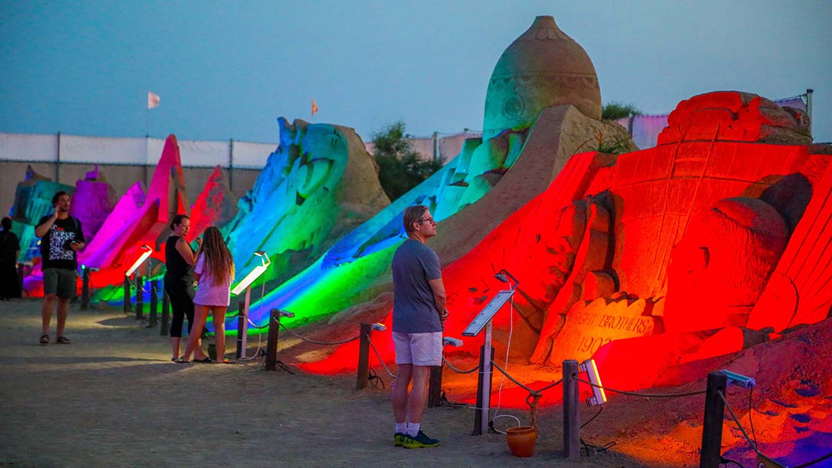Turistlerden Antalya Kum Heykel Festivali'ne ilgi