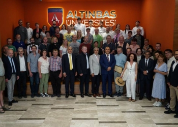 Türk üniversite Avrupalı peynir üreticilerini ağırladı