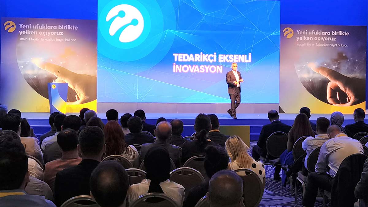 Turkcell paydaşlarıyla bir araya geldi