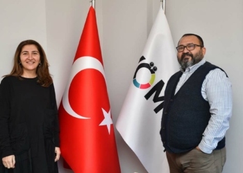 Türkiye'nin ilk hibrit lisesi eğitime başlıyor
