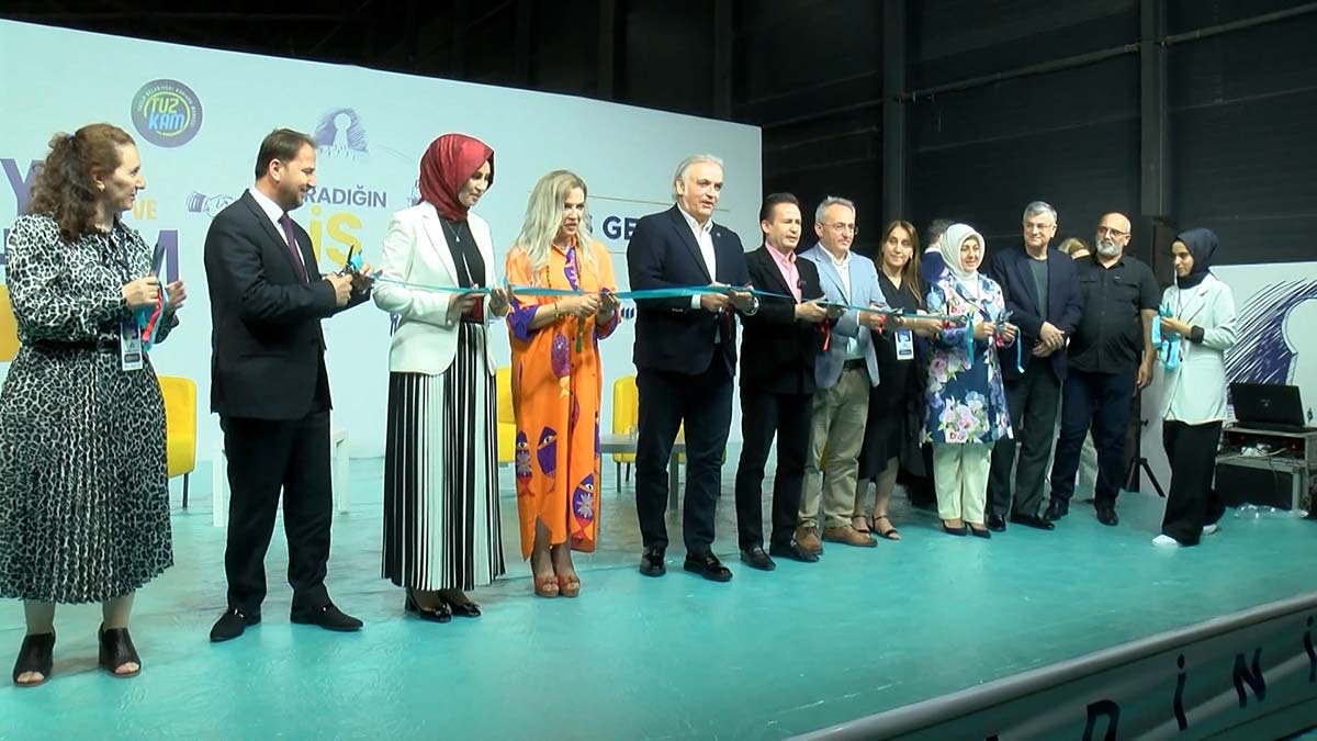 Tuzla'da 5'inci Kariyer ve İstihdam Fuarı başladı 