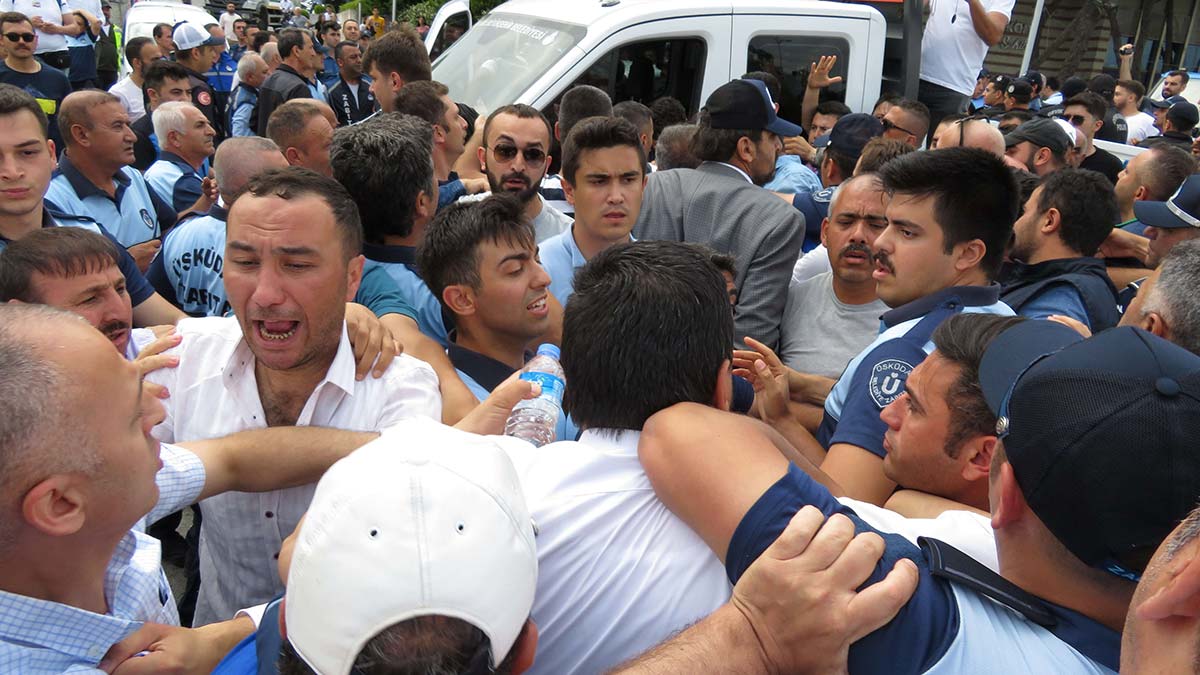 Üsküdar'daki otopark zabıtaları gerdi