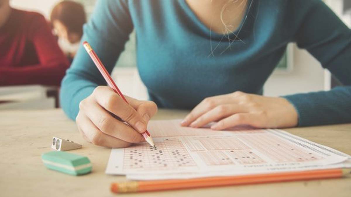 Uzmanlar AYT ve TYT sınav sorularını yorumladı