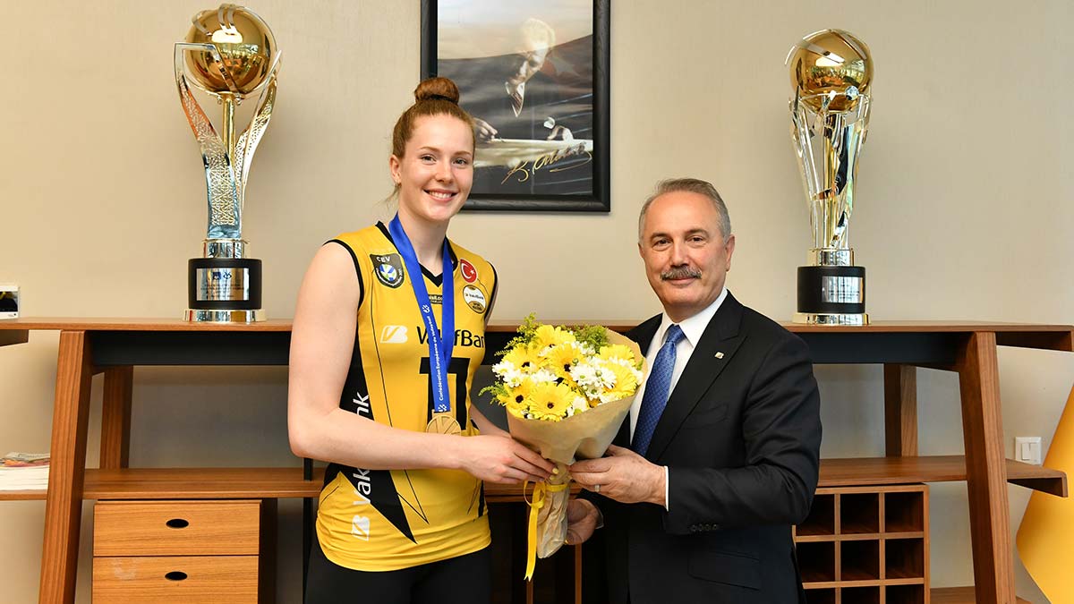 VakıfBank'ta Isabelle Haak ile yollar ayrıldı