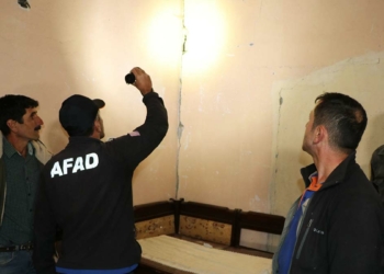 Van'da 5 büyüklüğünde deprem