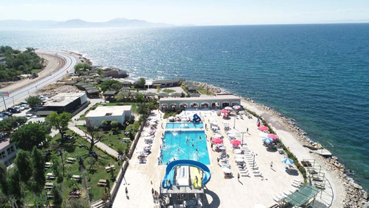 Van'da otellerin doluluk oranları yüzde 100