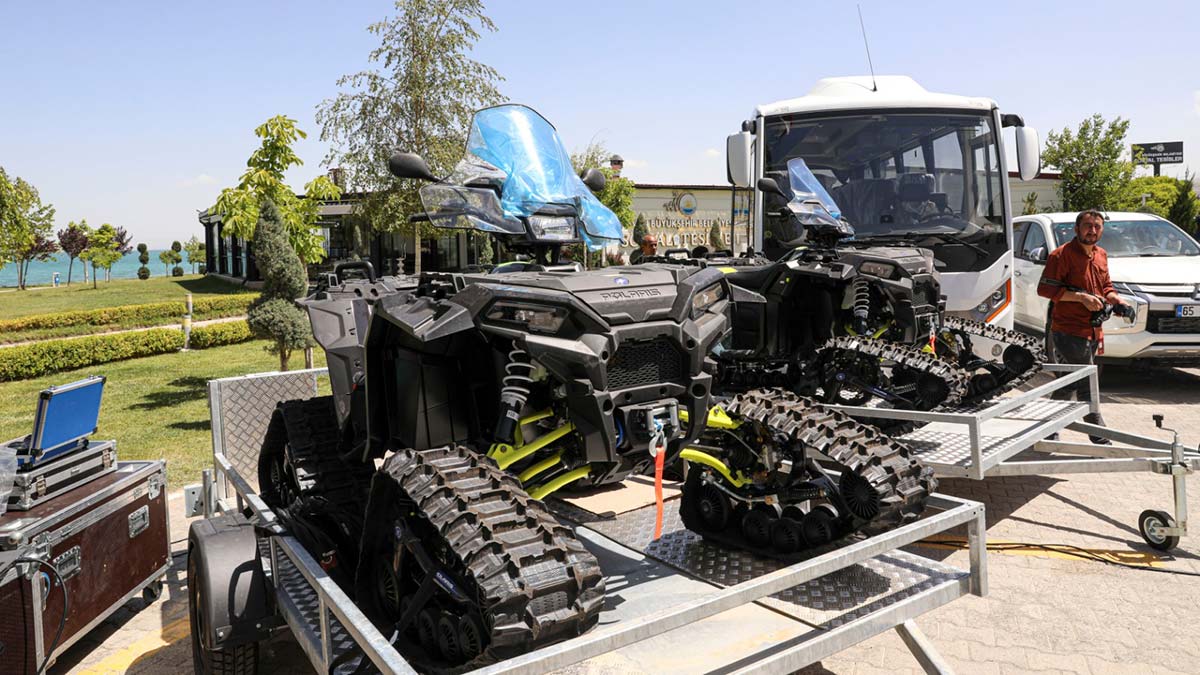 Van'da sınır güvenliği için yeni araç takviyesi  