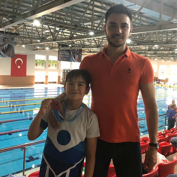 Umut Ata Sarıkaya birinciliğe kulaç attı