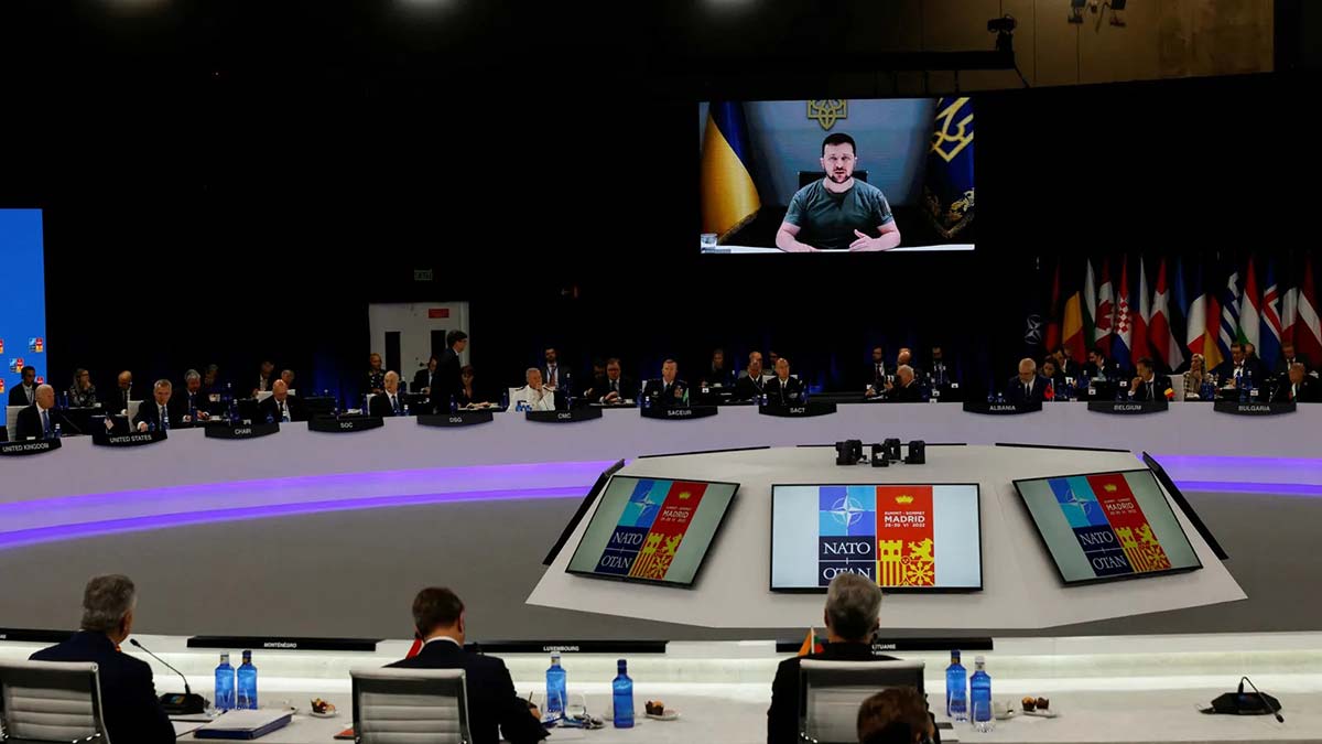 Zelenski, NATO Zirvesi'nde liderlere seslendi