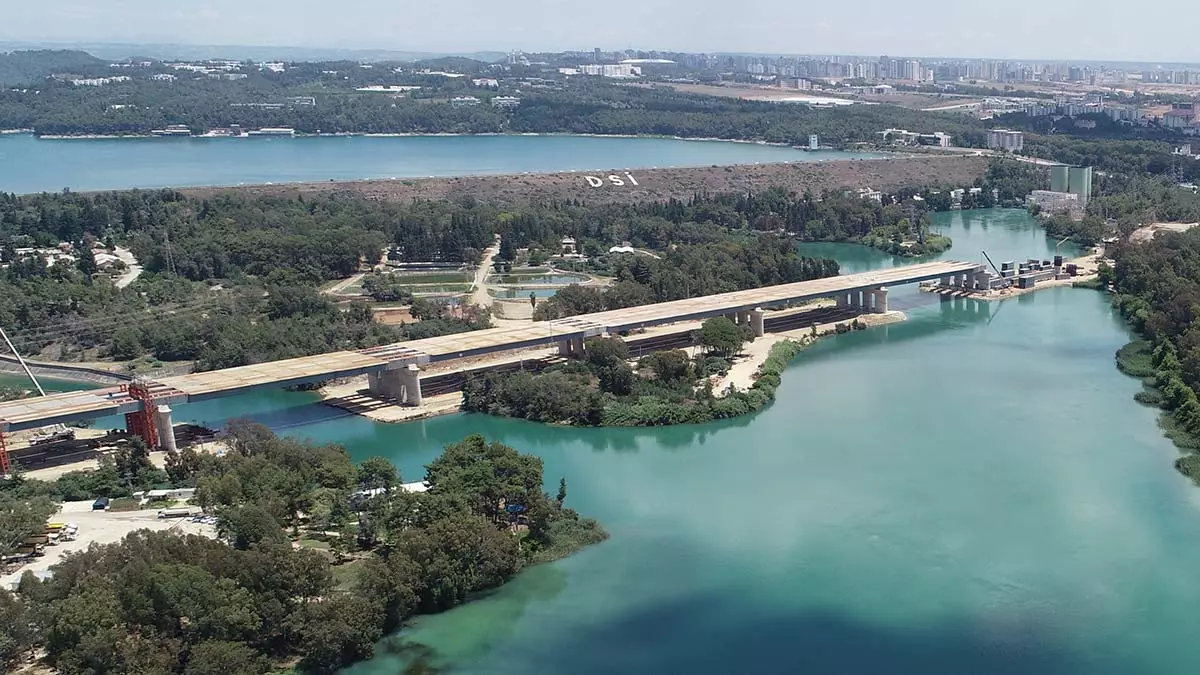 Türkiye'nin en büyük 4'üncü köprüsü trafiği rahatlatacak