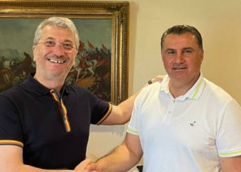 Adanaspor Mustafa Kaplan'la anlaştı