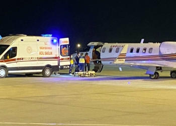 Almanya'daki Türk hasta ambulans uçakla getirildi