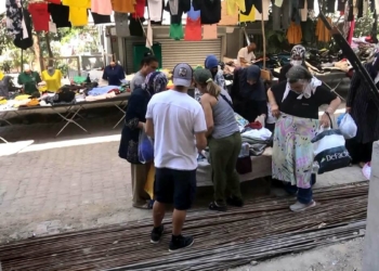 İnşaatlar semt pazarcılarına tezgah oldu