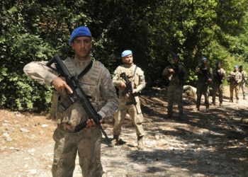 Orman yangınlarına karşı polis özel harekat nöbette