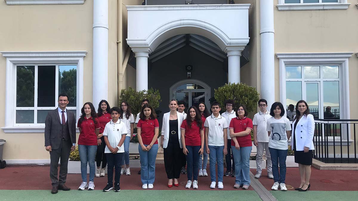 Bilfen LGS'de 15 Türkiye birincisi çıkardı