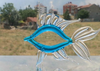 Cam ustası ve ebru sanatçısı Türkiye turunda