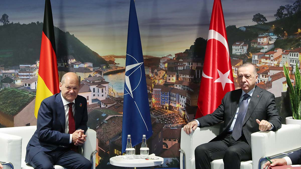 Erdoğan Almanya Şansölyesi Olaf Scholz'u kabul etti
