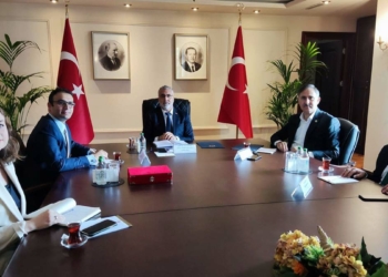 Sağlık çalışanlarının beklentileri karşılanmalı