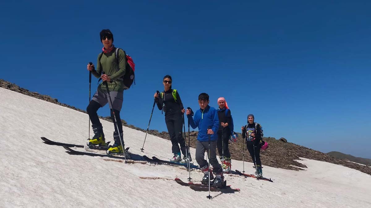 Erciyes'te haziran ayında kayak