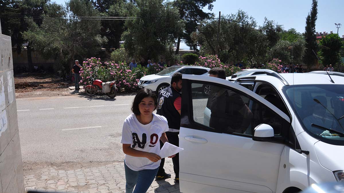 1 dakika geç kalınca sınava alınmadı