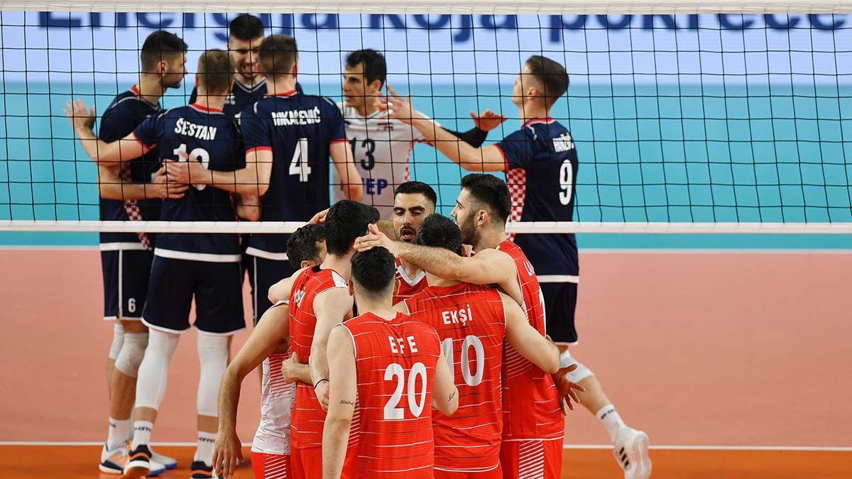 A Milli Erkek Voleybol Takımı finale yükseldi