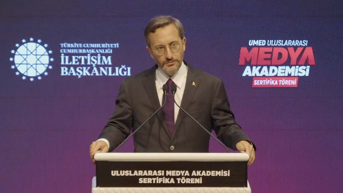 Dezenformasyona karşı mücadelede veriyoruz