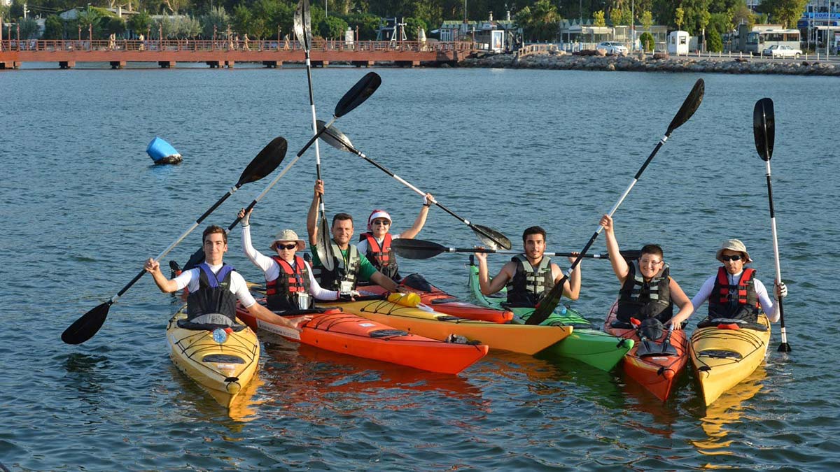 İzmir'de yaz ve kış spor okulları açılıyor