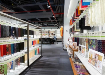 Kardem Tekstil moda devleri için üretim yapıyor