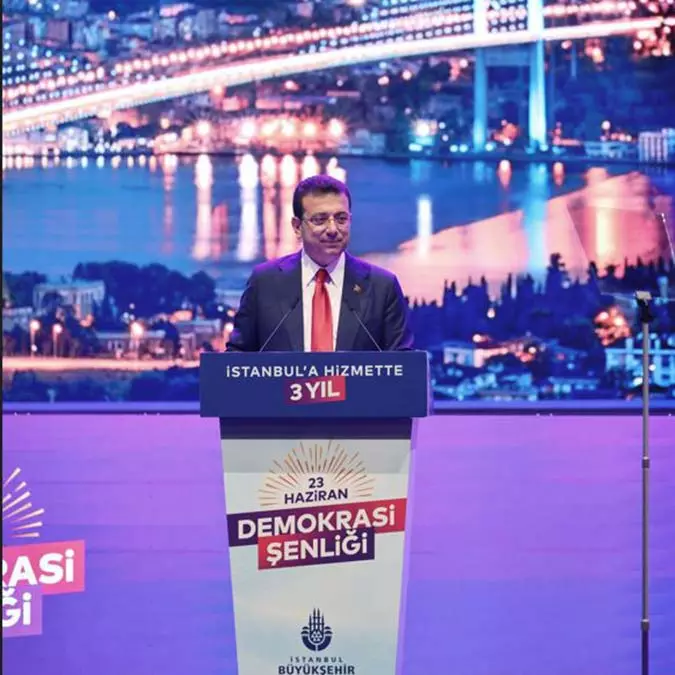 Kılıçdaroğlu 'i̇stanbul'a hizmette 3 yıl' programında konuştu