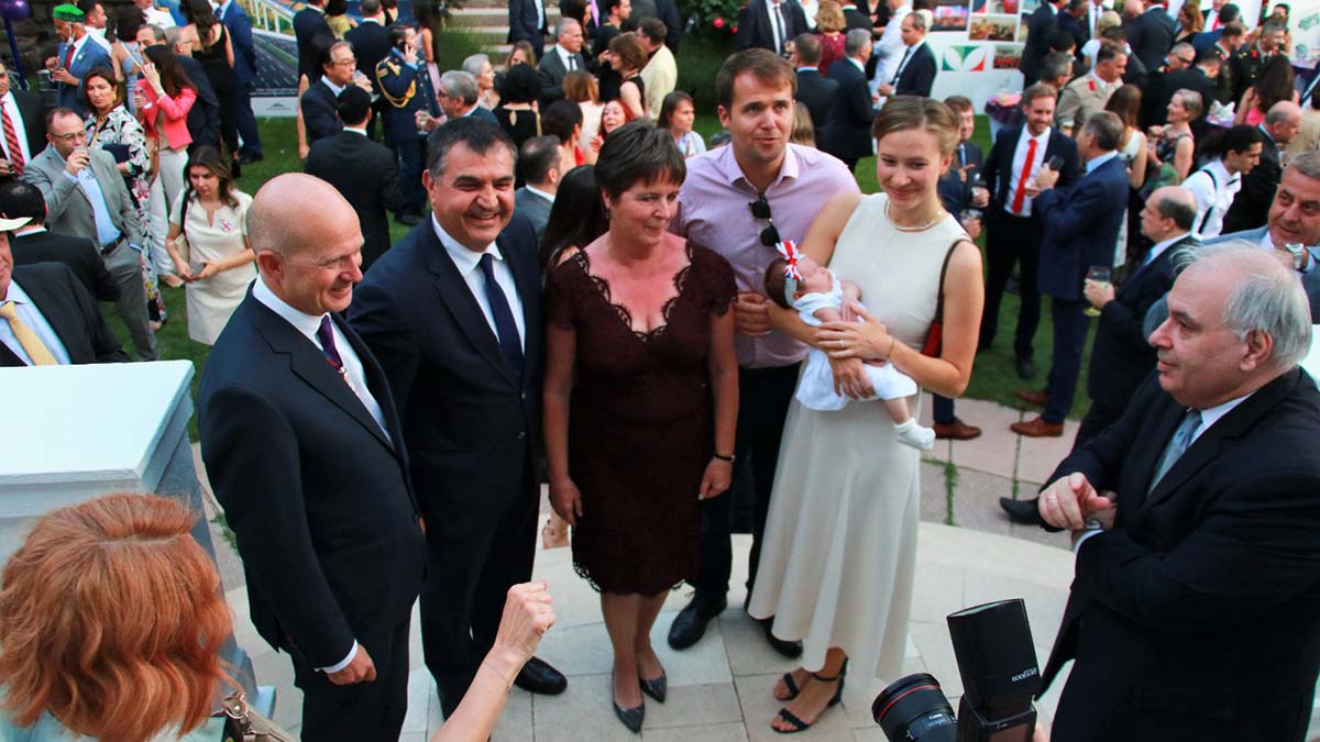 2'nci Elizabeth'in 96'ncı doğum günü kutlandı