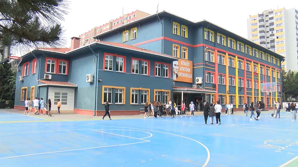 LGS sınavının ilk oturumu sona erdi