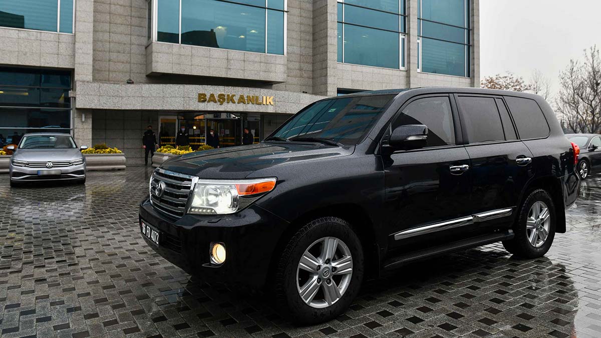 Lüks zırhlı arazi aracı ihaleye çıkıyor