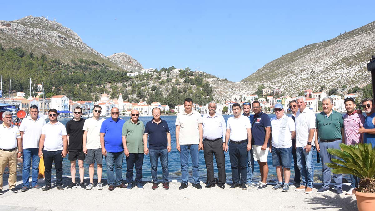 Meis Adası'nda yaşayanlar dertli