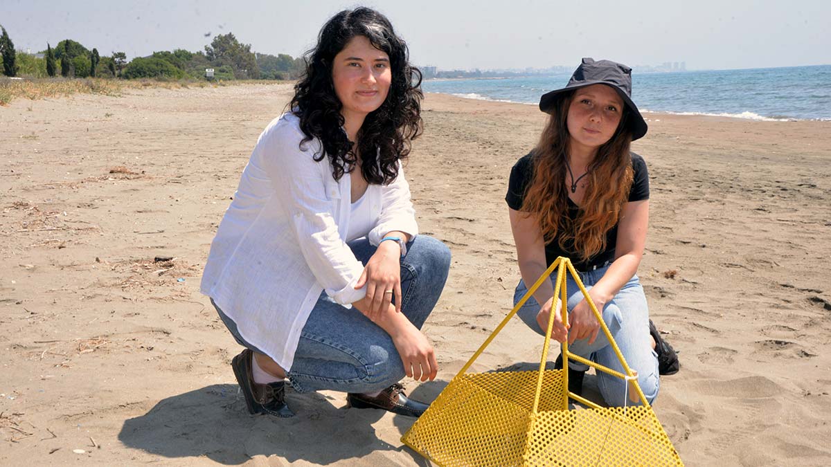 Caretta carettaların yuvaları dronla izleniyor