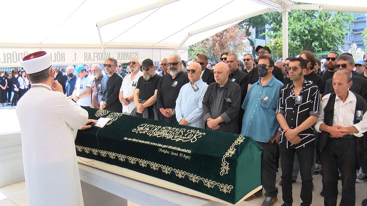 Oyuncu Osman Wöber'e veda