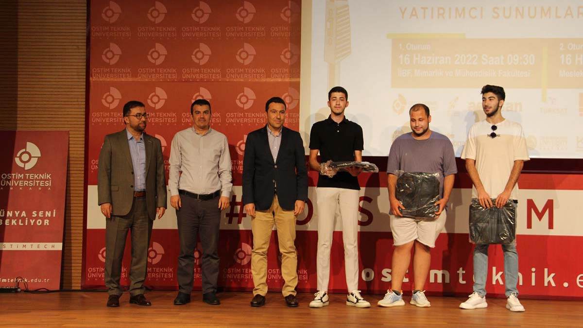 OSTİM Teknik Üniversitesi Girişimcilik ve Liderlik Merkezi tarafından 3’üncüsü düzenlenen girişimcilik ve ürün geliştirme etkinliği ‘OSTİMTECH Pitching Day’ iş dünyasından yöneticilerin ve meslek yatırımcılarının katılımıyla gerçekleştirildi.