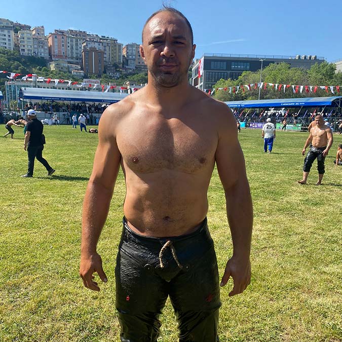 Bu sene 661'incisi düzenlenecek Tarihi Kırkpınar Yağlı Güreşleri öncesi başpehlivanlar iddialı konuştu.