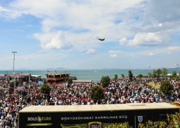 SOLOTÜRK Yalova'da nefes kesti