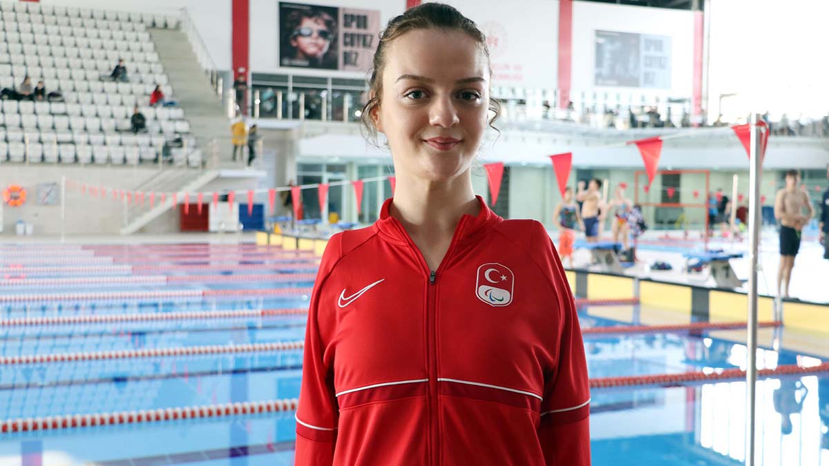 Sümeyye Boyacı dünya şampiyonu oldu