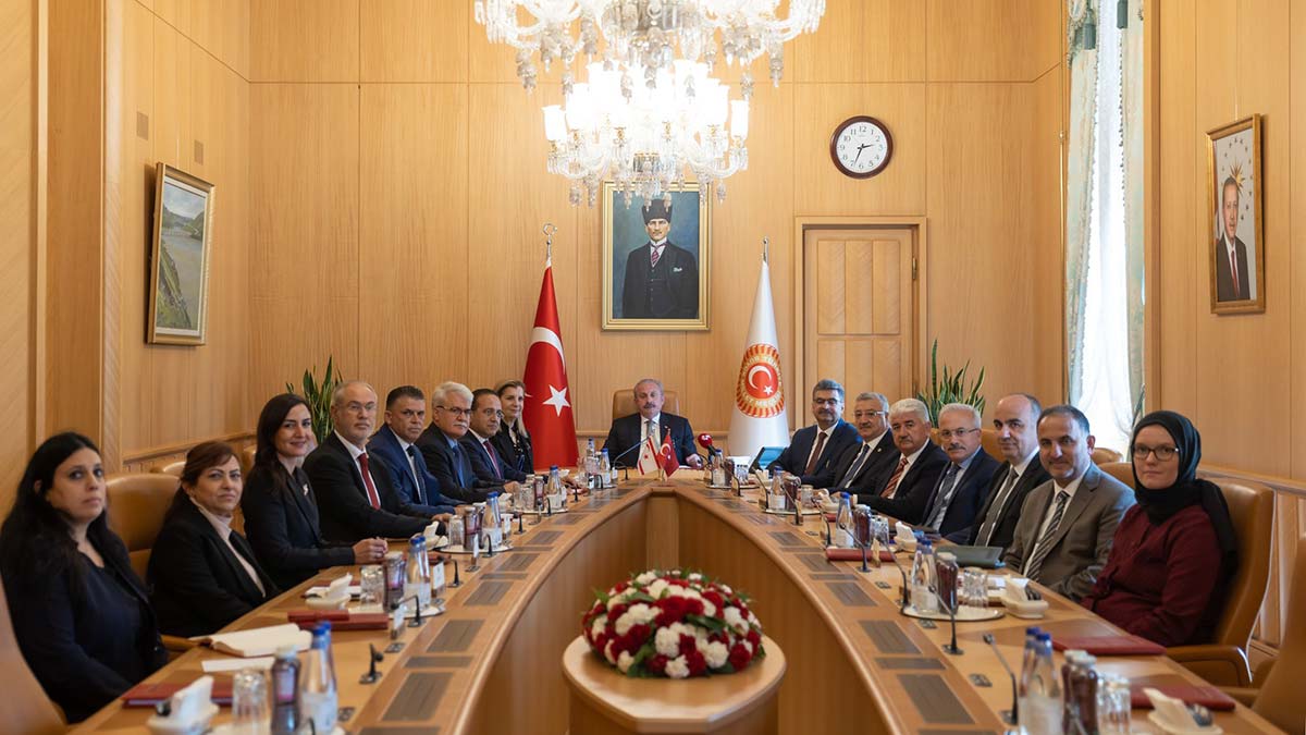 Kıbrıs davası milli davadır