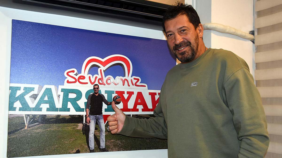 Ufuk Sarıca'ya İspanya kancası