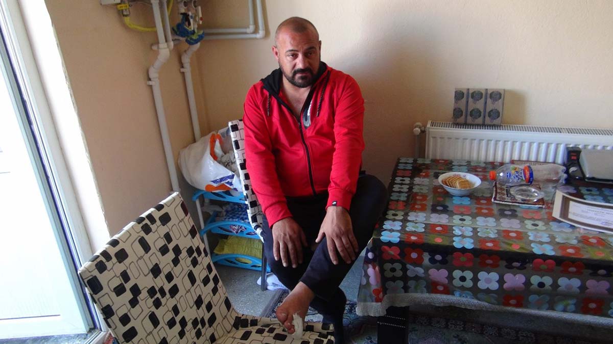 Kadını kurtarırken 2 parmağı kırılmış