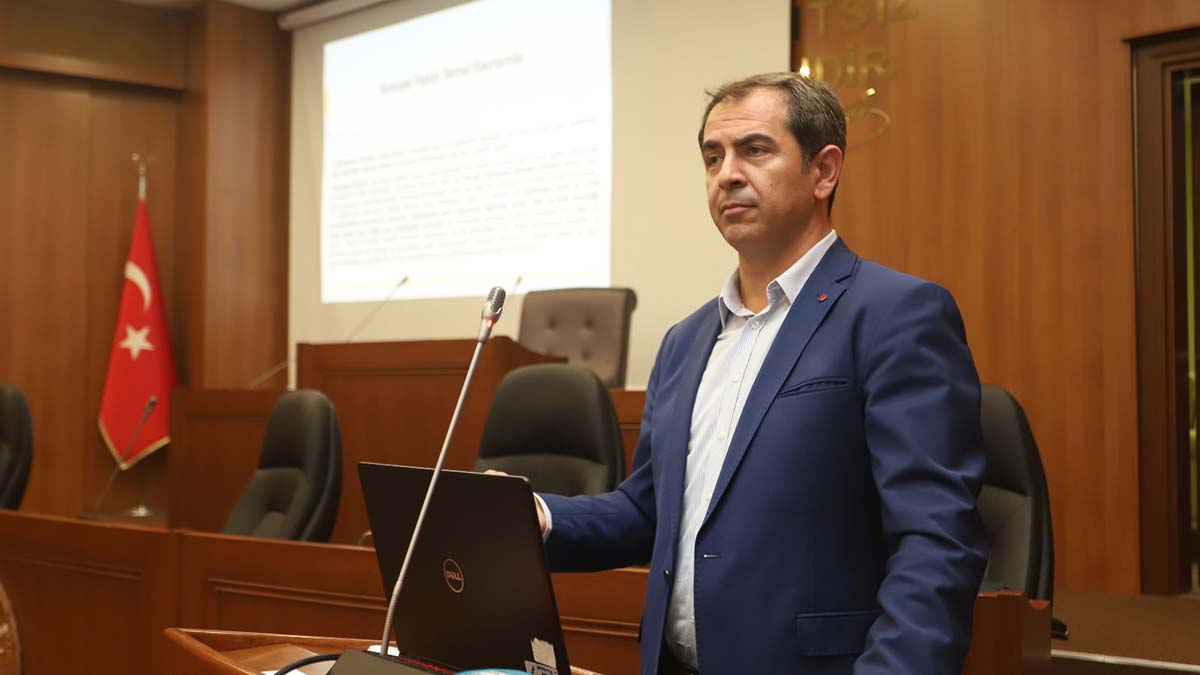 Kartal'da Yerel Yönetimlerde Yeni Eğilimler semineri